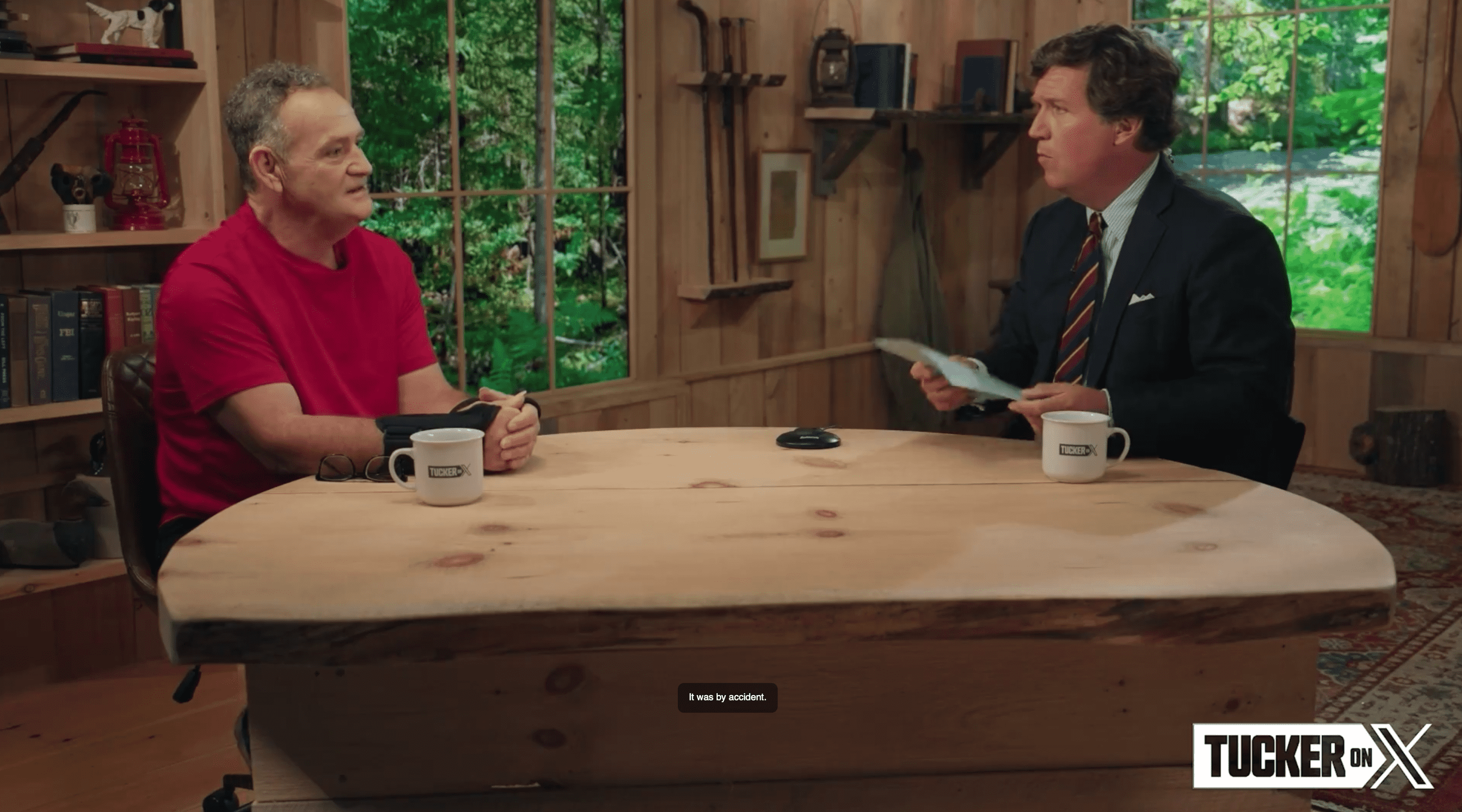 Con artist Larry Sinclair told Tucker Carlson that he met Barack Obama by accident in 1999 in Chicago (@TuckerCarlson/X)