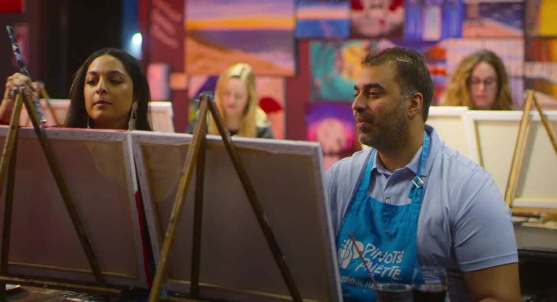 Vikash and Anjali go out on a painting date (Netflix)
