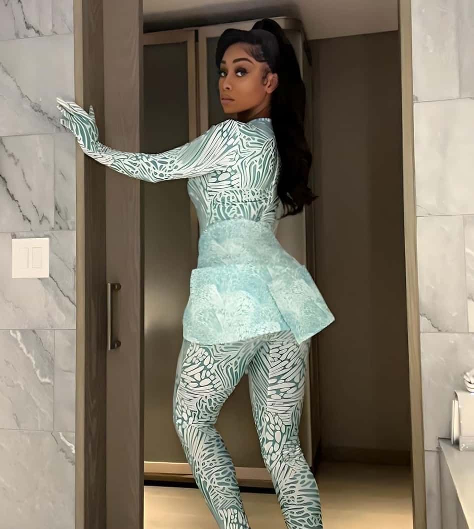 NPC streamer Pinky Doll stands at 5 feet 6 inches (@pinkydoll/Instagaram) 