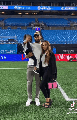 Anton Walkes' girlfriend Alexis Mahogani Sims and daughter, Ayla.  (lexsims/Instagram)