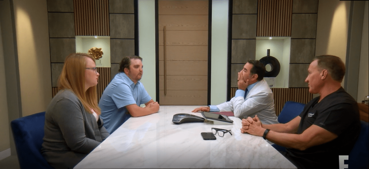 Nates Gomes with wife meet 'Botched' Season 8 Drs Paul Nassif and Terry Dubrow (E!Entertainment)