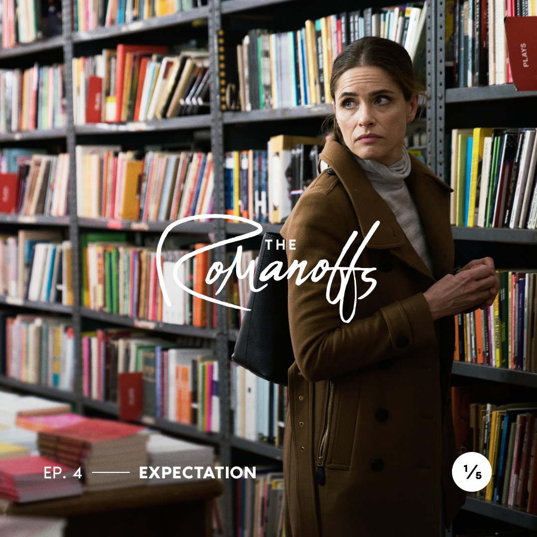 Julia Wells (Amanda Peet) Photo courtesy: Twitter