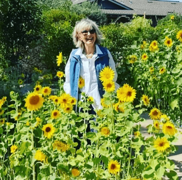 Olivia Newton-John (therealonj/Instagram)