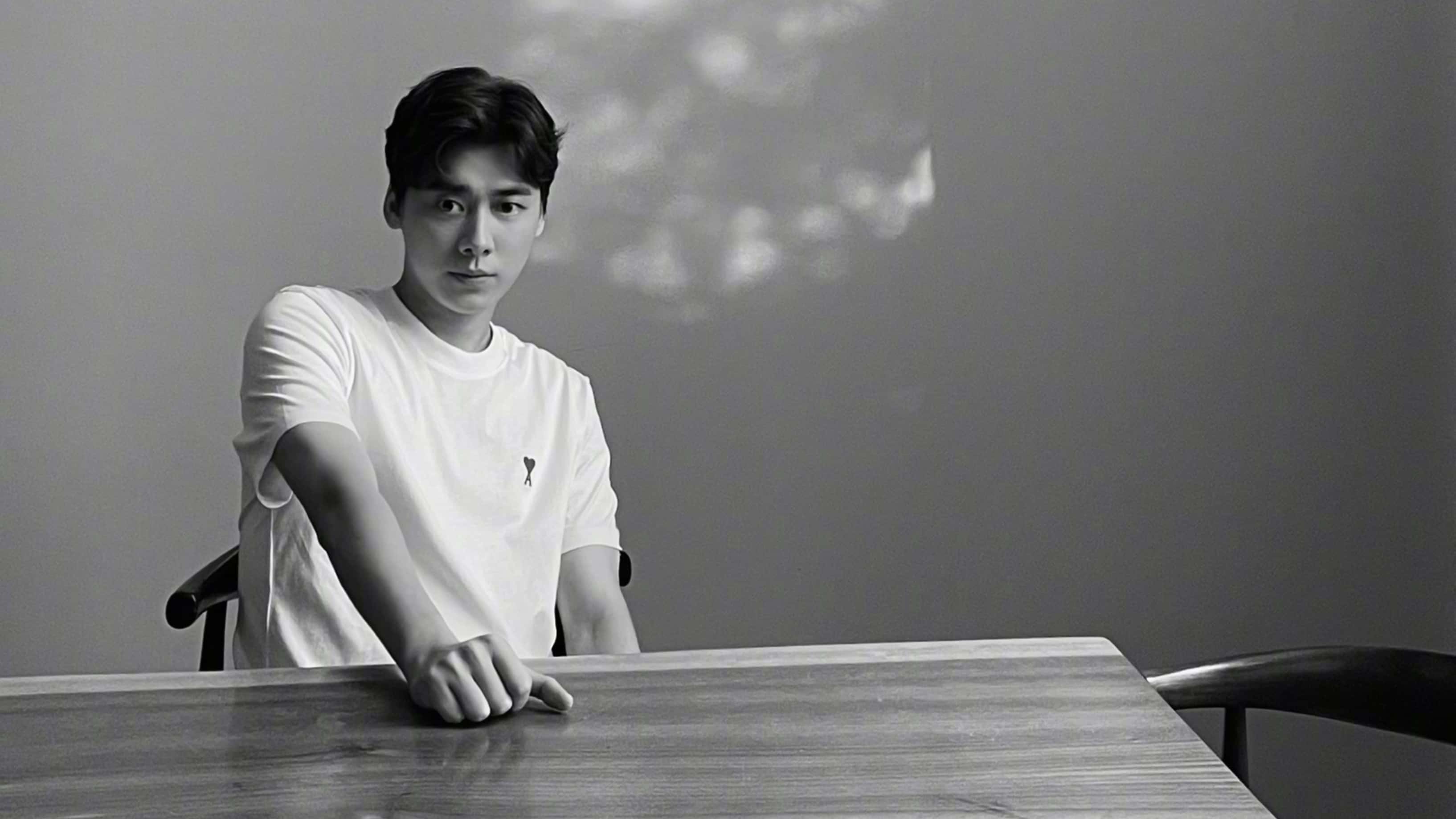 Chinese singer and actor, Li Yifeng was detained on suspicion of soliciting prostitution (Li Yifeng/Weibo)