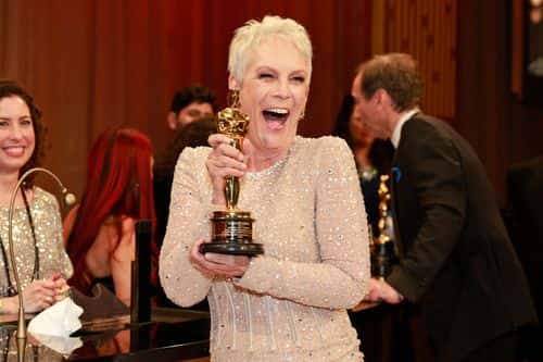 Jamie Lee Curtis, winner of the Best Supporting Actress award for