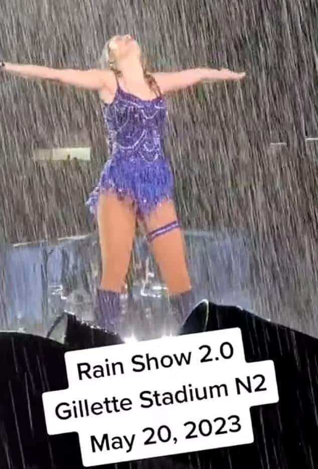 Taylor played an entire three-and-a-half hour show at the Gillette Stadium in Foxborough, Massachusetts in the pouring rain earlier this week