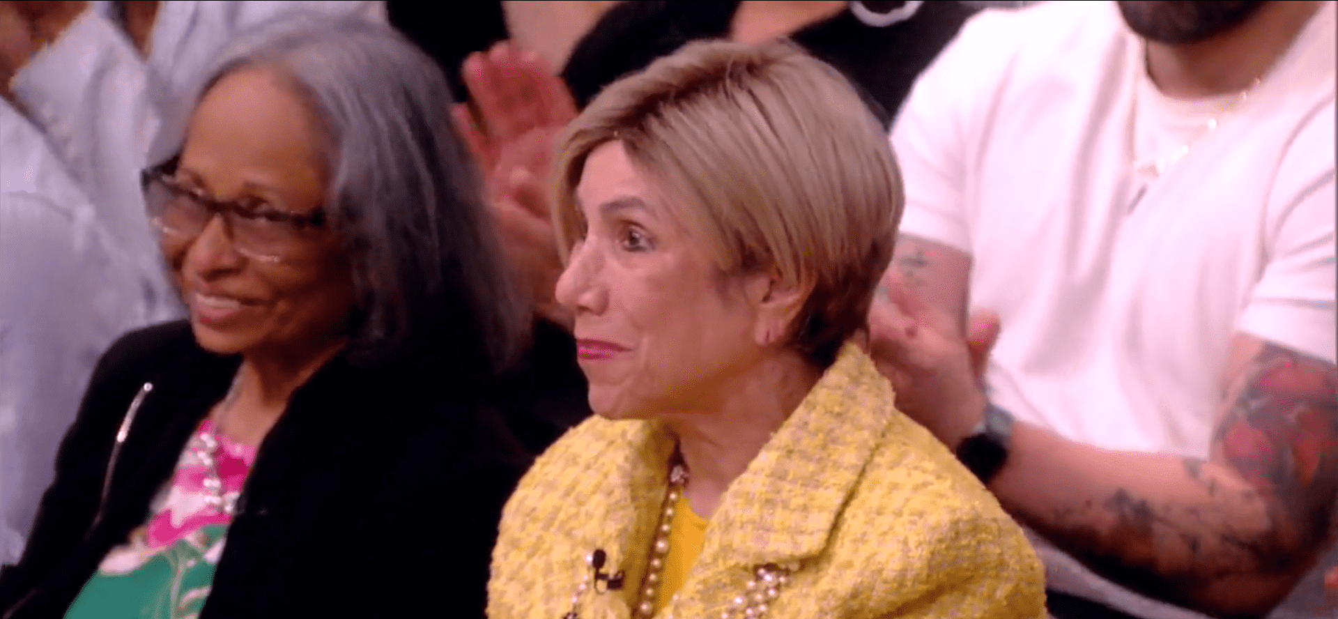 Rosa Beza takes a seat in the audience as she watches her daughter, Sunny Hostin (Twitter/@theview)