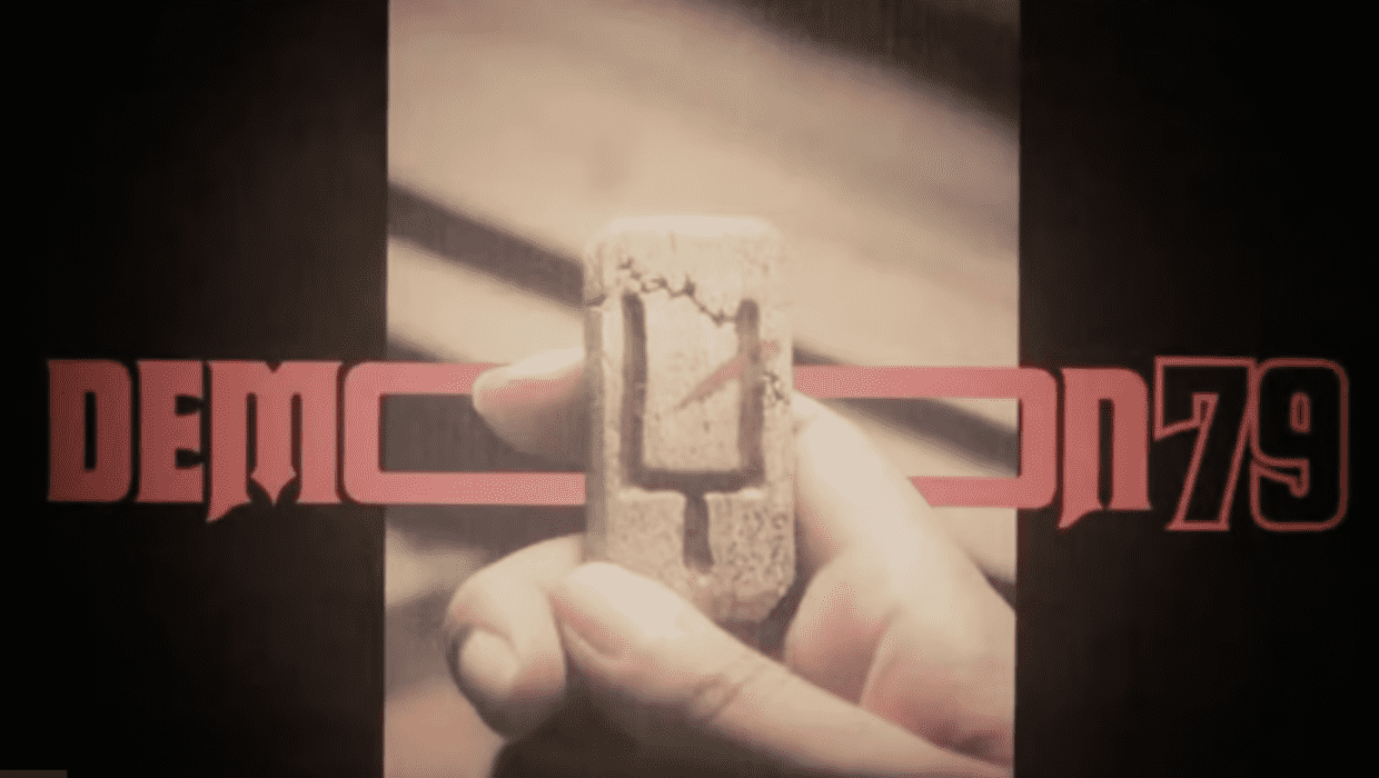 The symbol from Season 2 episode 'White Bear' being upside down in 'Demonic 79' (@blackmirror/Twitter)