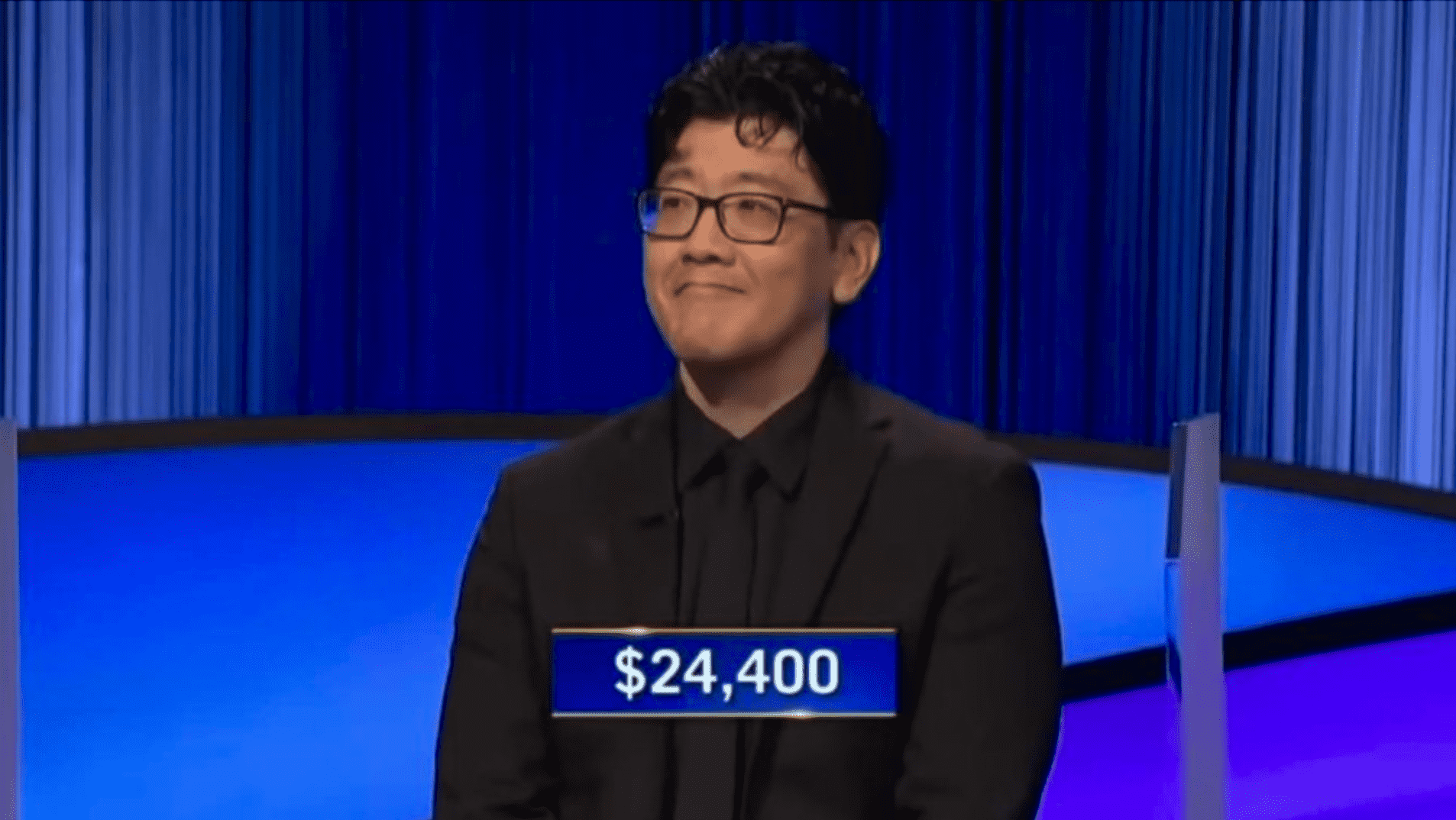 Elliott Kim was crowned the winner on the night with $24,400 to his name (JEOPARDY!)