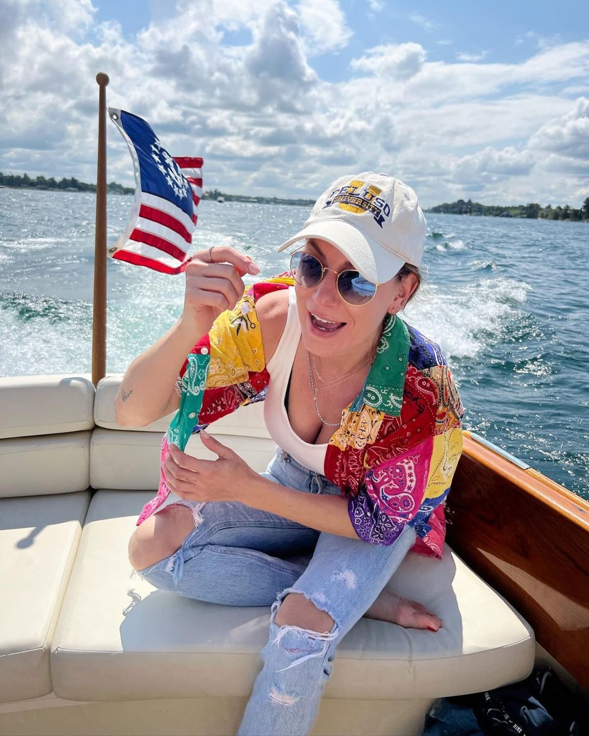 Jessimae Peluso started doing stand-up comedy at ImprovBoston (Instagram/jessimaepeluso)