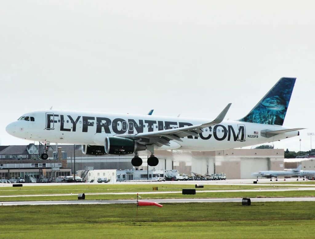 (Photo by @plainsandplanes/Twitter)