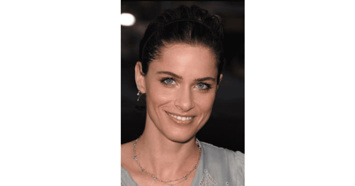 Amanda Peet stars in 'Fatal Attraction' (IMDb)