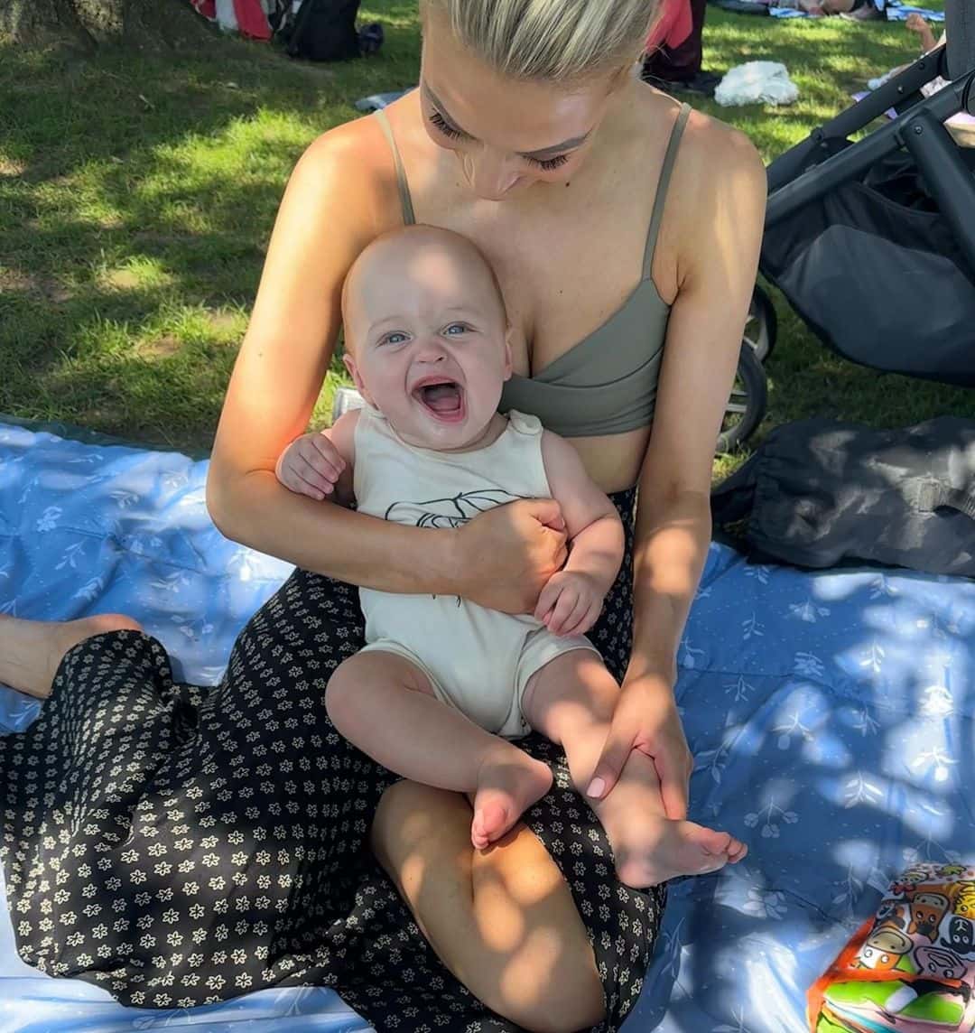 Carley Shimkus with son Brock (@carleyshimkus/Instagram)
