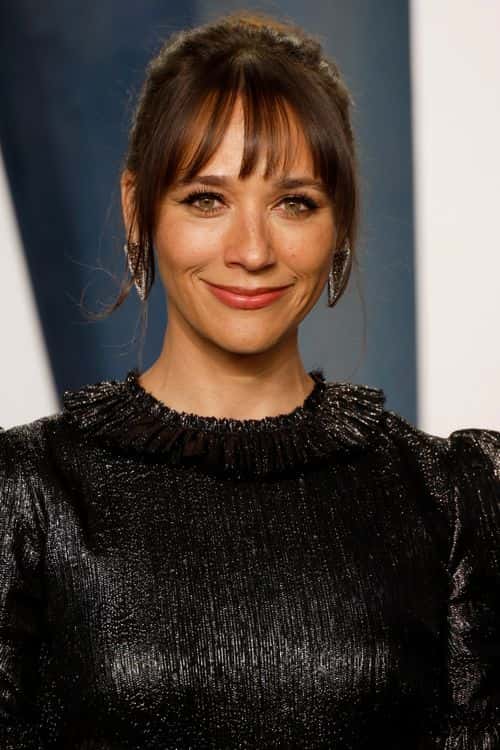 Rashida Jones attends the 2022 Vanity Fair Oscar Party hosted by Radhika Jones at Wallis Annenberg Center for the Performing Arts on March 27, 2022 in Beverly Hills, California.