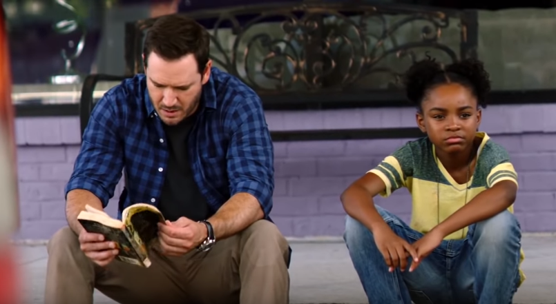 Mark-Paul Gosselaar as Brad Wolgast (L) and breakout young actress Saniyya Sidney as Amy Belfonte in the trailer of 'The Passage.' (Source: Youtube screenshot)