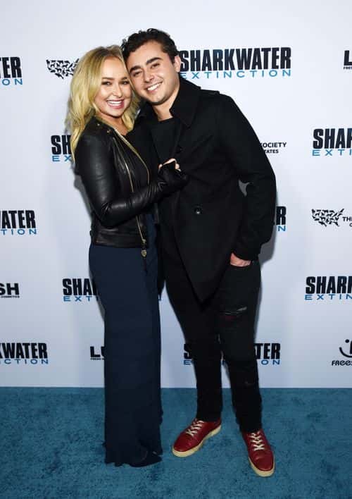 Hayden Panettiere (L) and Jansen Panettiere arrive at a screening of Freestyle Releasing's