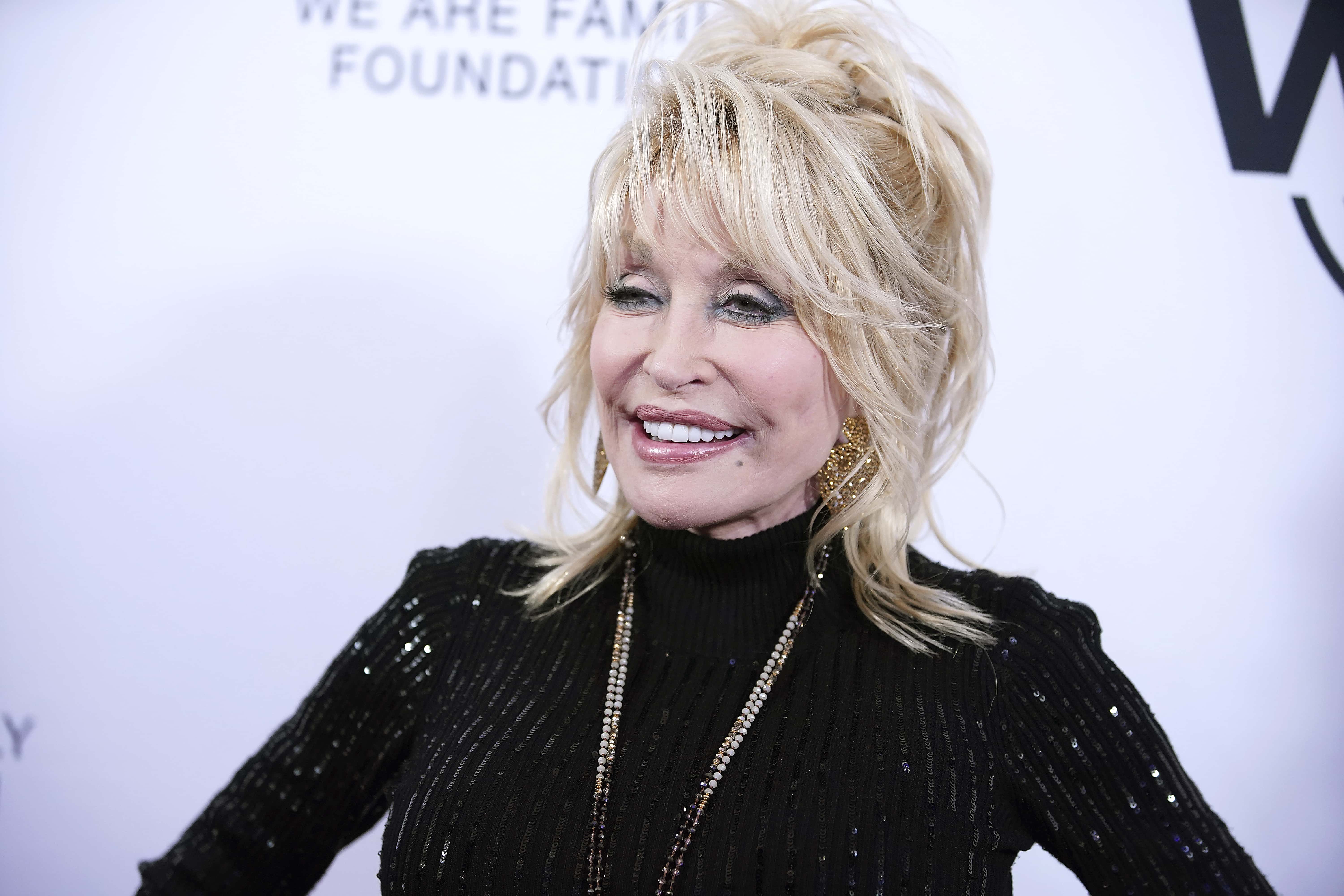 NEW YORK, NEW YORK - NOVEMBER 05: Dolly Parton attends We Are Family Foundation honors Dolly Parton 