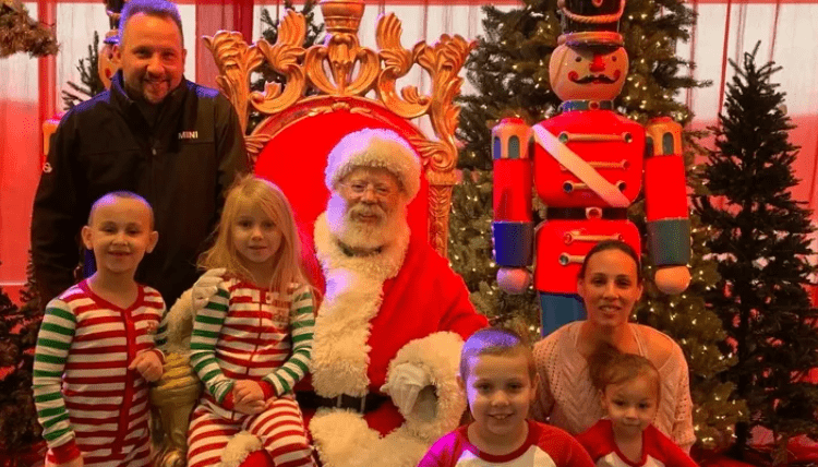 Gary Matthew Simard leaves behind his four children and wife after his untimely death (GoFundMe Page)