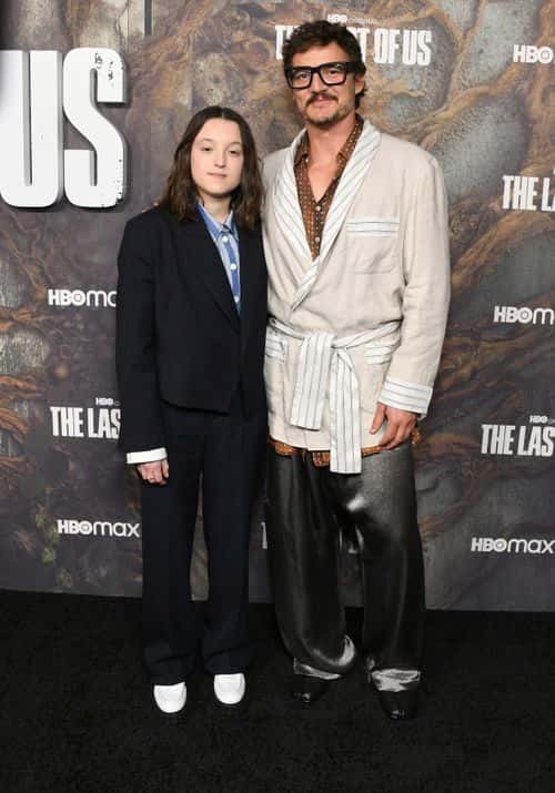 LOS ANGELES, CALIFORNIA - APRIL 28: (L-R) Bella Ramsey and Pedro Pascal attend the Los Angeles FYC E