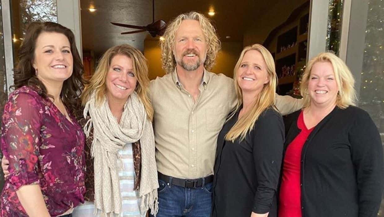 Kody Brown with his wives, Robyn, Meri, Christine and Janelle Brown from 'Sister Wives' (Instagram - @sisterwivestlc)