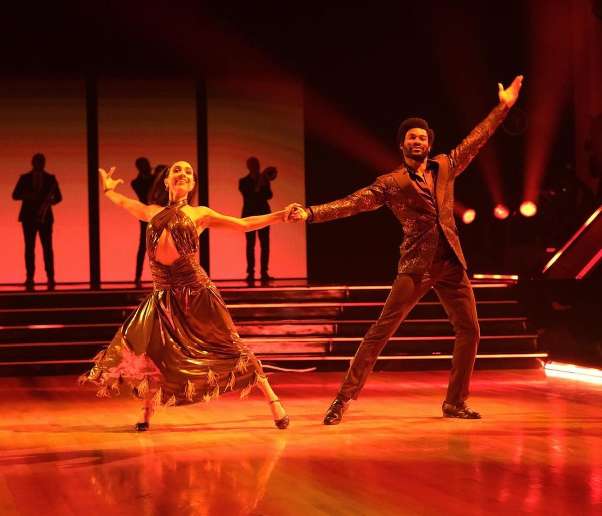 Tyson Beckford and Jenna Johnson's performance in 'DWTS' Season 32 Motown Night (Instagram/@dancingwiththestars/@adrianpeterson)