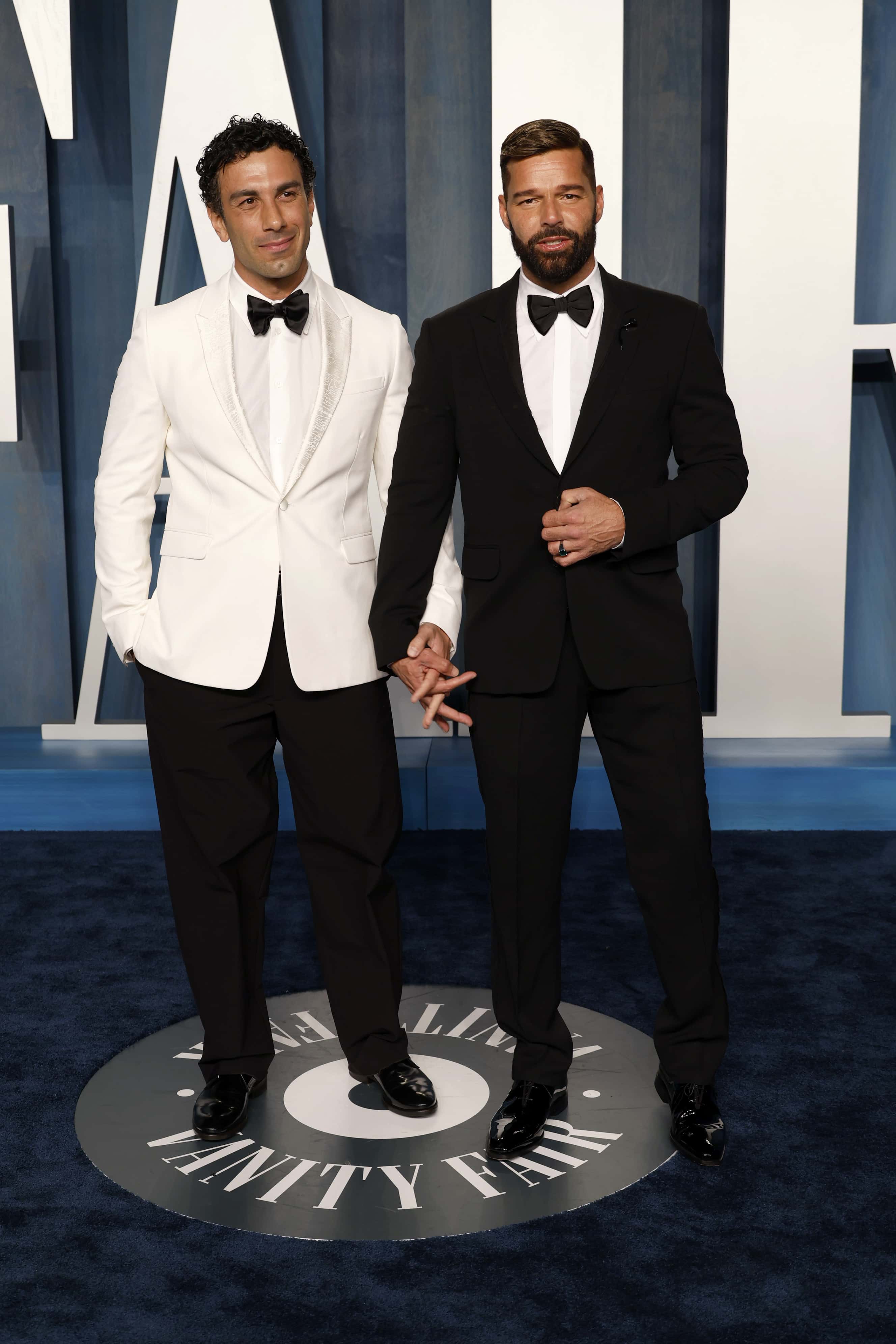 (L-R) Jwan Yosef and Ricky Martin attend the 2022 Vanity Fair Oscar Party hosted by Radhika Jones at Wallis Annenberg Center for the Performing Arts on March 27, 2022 in Beverly Hills, California.