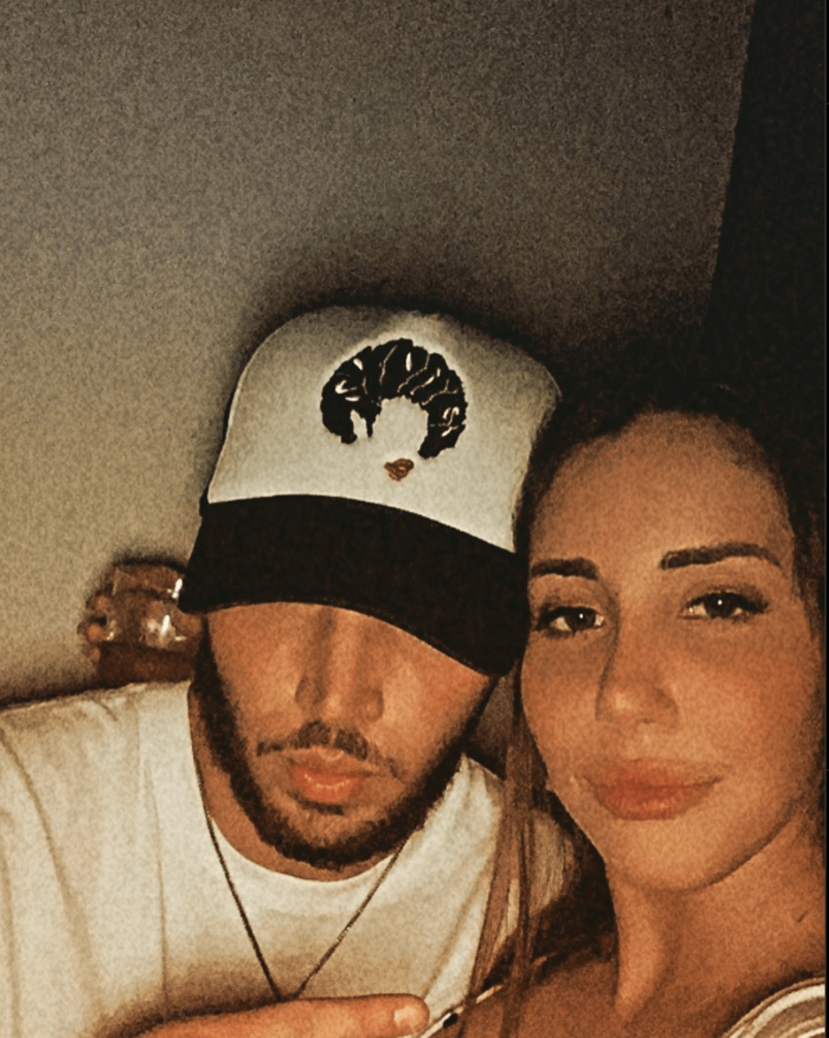 (Instagram/@naomzies)