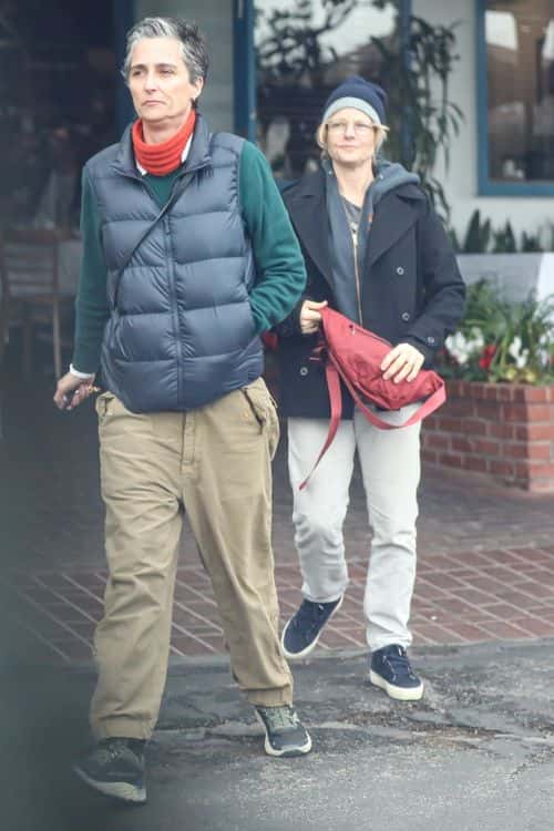 Jodie Foster and wife Alexandra Hedison were recently seen in LA (Backgrid)