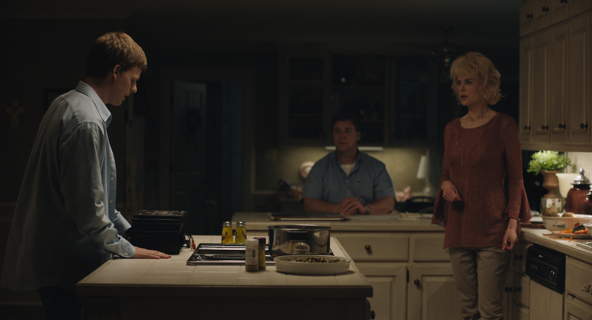 Lucas Hedges stars as 'Jared' with Russell Crowe and Nicole Kidman as his parents 'Marshall' and 'Nancy' in Joel Edgerton’s 'BOY ERASED', a Focus Features release. (Credit: Focus Features)