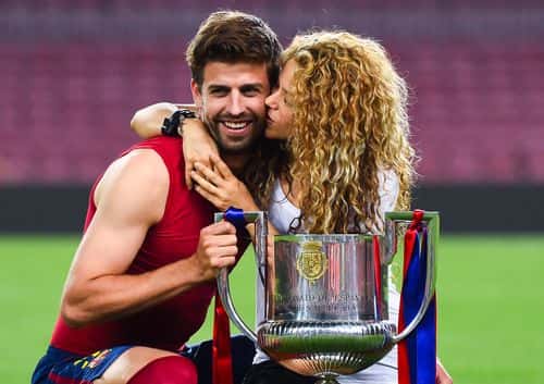 Gerard Pique of FC Barcelona and Shakira pose with the trophy after FC Barcelona won the Copa del Rey Final match against Athletic Club at Camp Nou on May 30, 2015 in Barcelona, Spain.
