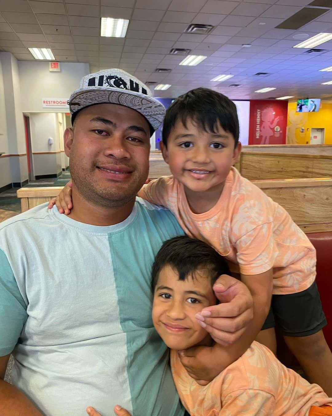 Asuelu Pulaa is a proud father of two kids (Instagram/@asuelupulaa)