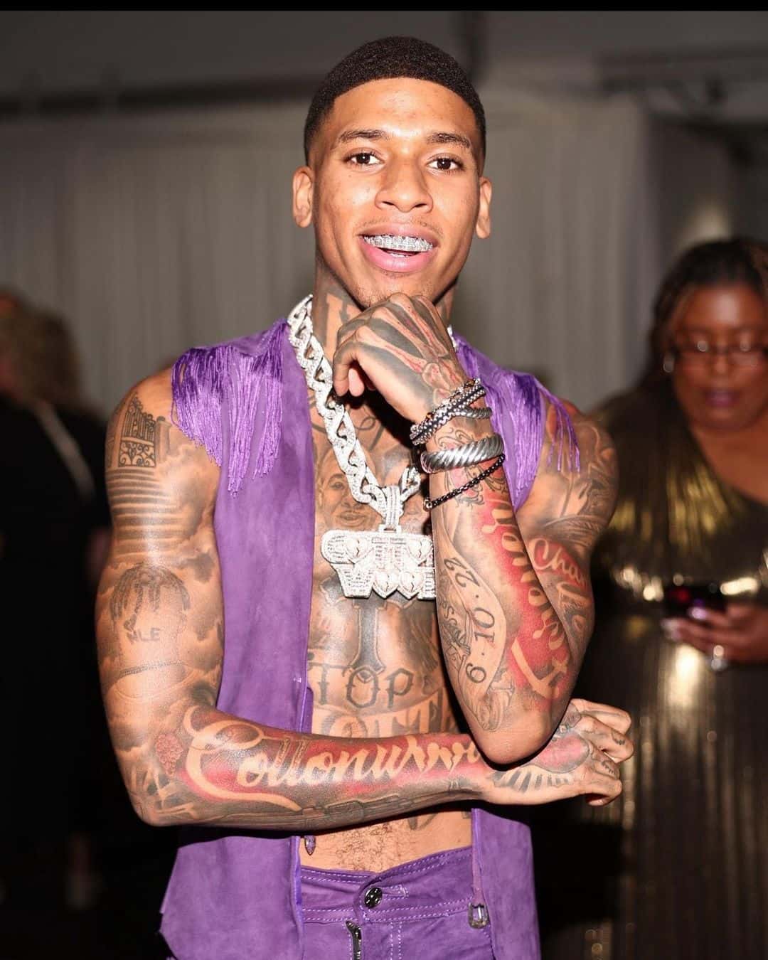 NLE Choppa recreates Jimmi Hendrix's look (Instagram/@nlechoppamusic)