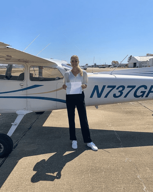 Ljungman receives her flight instructor's license in April 2022. (Instgram/@viktoriathepilot)