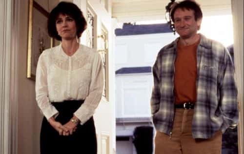 Feild shared details about what it was really like working with the late Williams. (imdb)