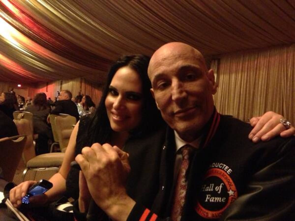 Sam Simon's girlfriend Kate Porter demands $5M from his estate (Twitter/@simonsam)