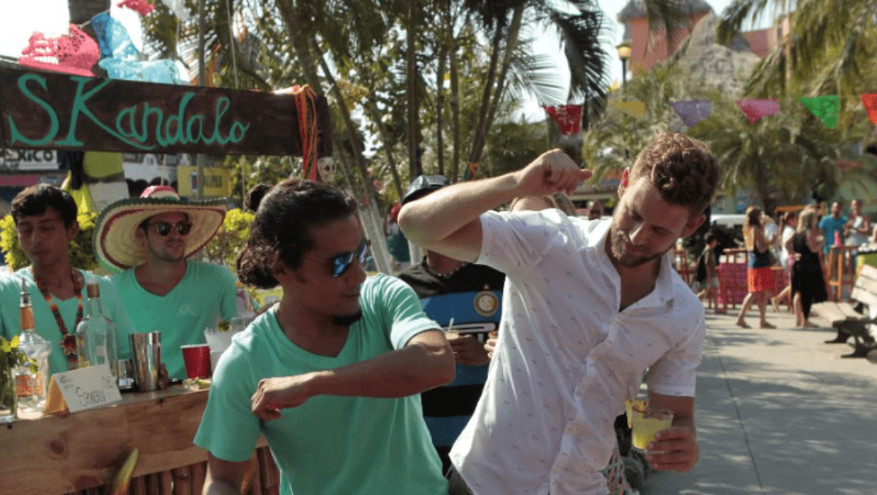 Nick Viall in 'Bachelor in Paradise' Season 3 (IMDb)