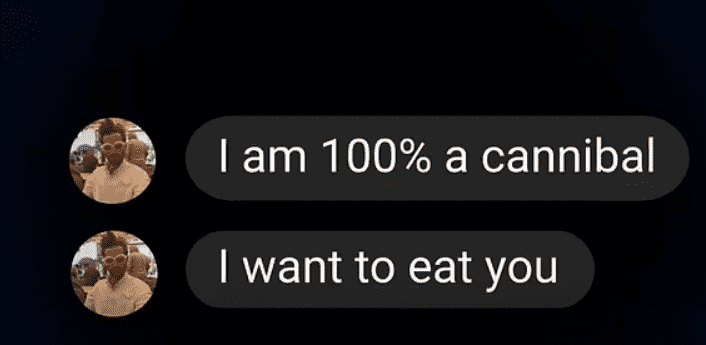 A pair of texts Armie Hammer allegedly sent to Courtney Vucekovich (Discovery Plus)