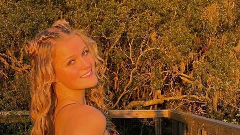 The student body at East Lake High School started a petition to honor her by planting a tree (change.org/ ELHS Body)