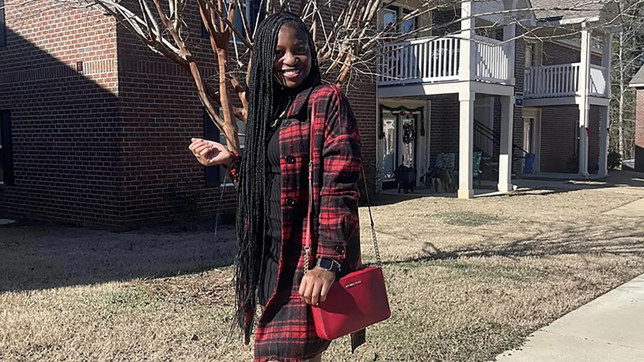 Keke Smith was 'always smiling' and was about to attend the University of Alabama, her cousin said (Keke Smith/Facebook)
