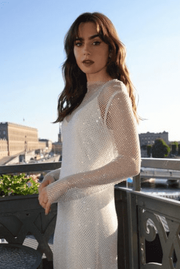 (@lilyjcollins/Instahram)