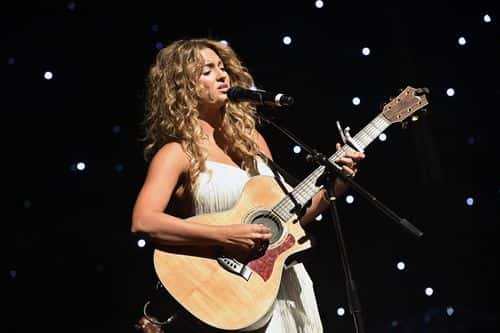 Tori Kelly of En Vogue performs onstage during 