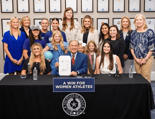 (@paulayscanlan/Youtube)