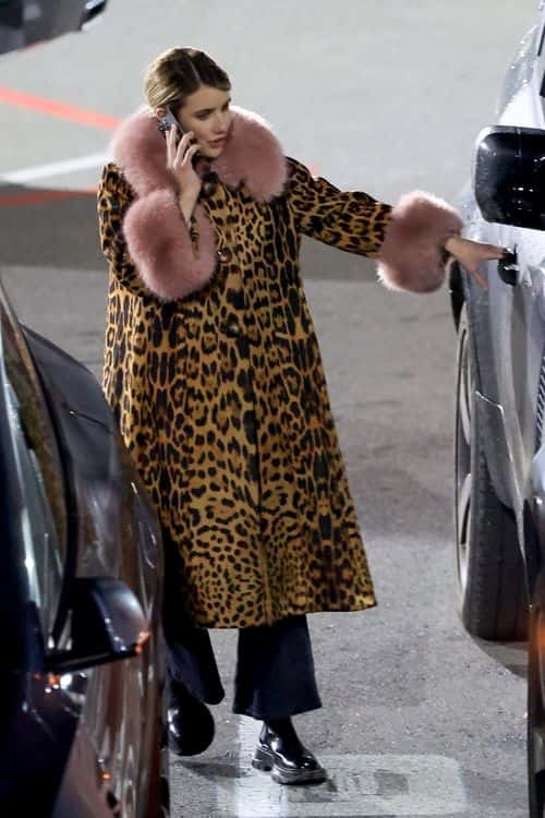 Emma Roberts was out for dinner with her mother (Backgrid)