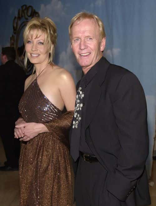 Actor Paul Hogan and wife Linda arrive at The Carousel of Hope Ball benefiting The Barbara Davis Center for Childhood Diabetes October 28, 2000 at the Beverly Hills Hilton in Beverly Hills, CA.