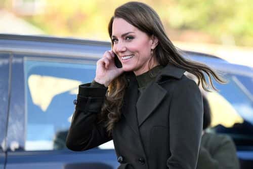 Catherine, Princess of Wales reacts as she leaves after her visit to Colham Manor Children's Centre in Hillingdon with the Maternal Mental Health Alliance on November 9, 2022 in Uxbridge, England. (Photo by Daniel Leal - WPA Pool/Getty Images)