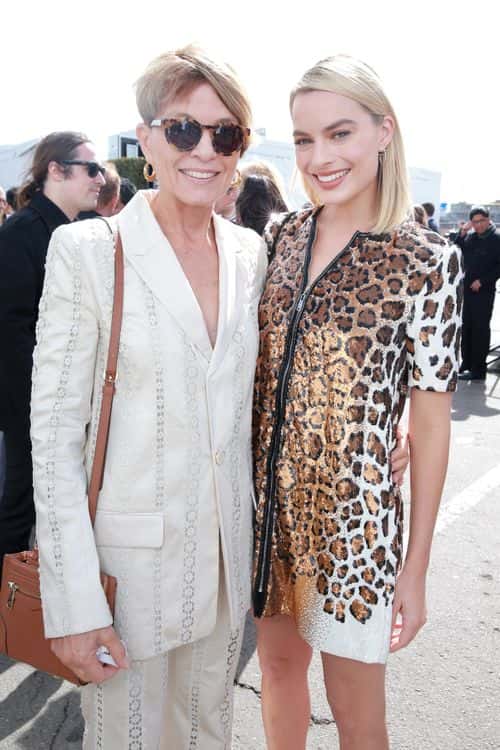 Actor Margot Robbie (R) and mother Sarie Kessler attend the 2018 Film Independent Spirit Awards on March 3, 2018 in Santa Monica, California.