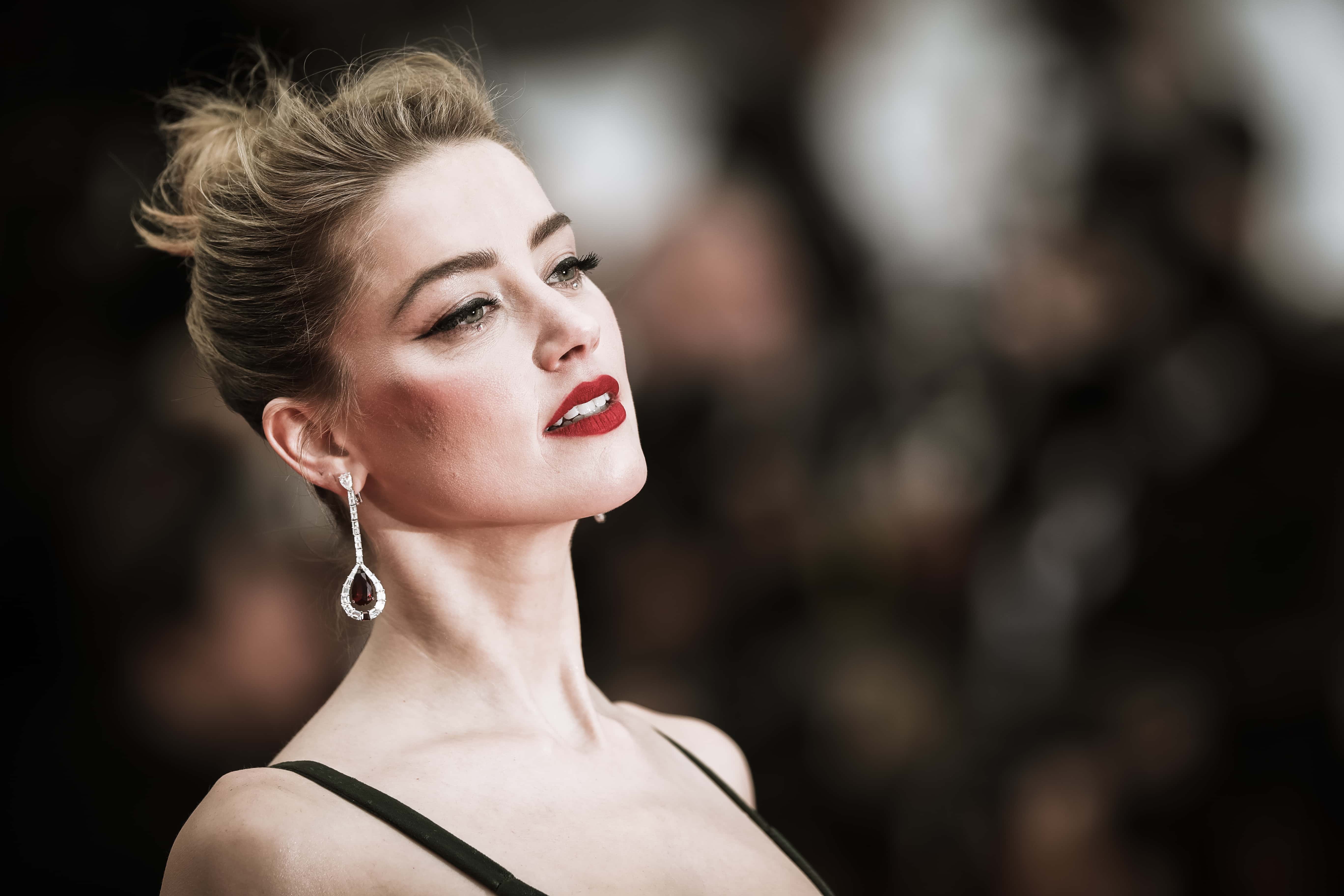 Amber Heard attends the screening of 'Sorry Angel (Plaire, Aimer Et Courir Vite)' during the 71st annual Cannes Film Festival at Palais des Festivals on May 10, 2018 in Cannes, France. (Photo by Vittorio Zunino Celotto/Getty Images for Kering)