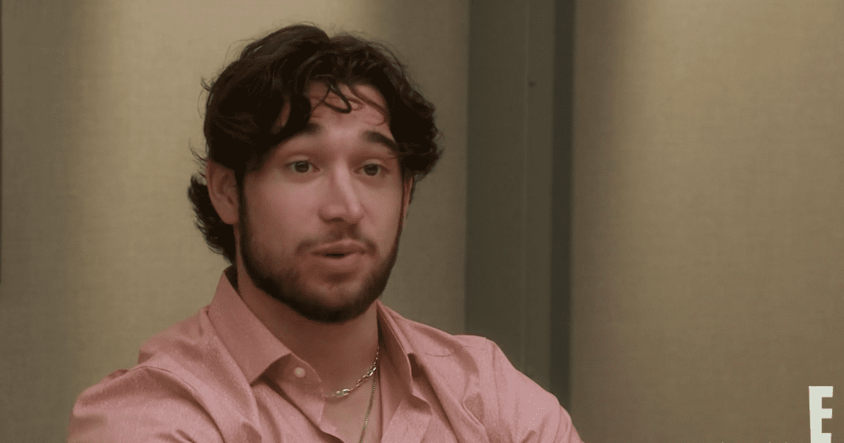 'Botched' patient Zaverie and Airbnb owner had an accident at 15 leaving his nose crooked (E!Entertainment)