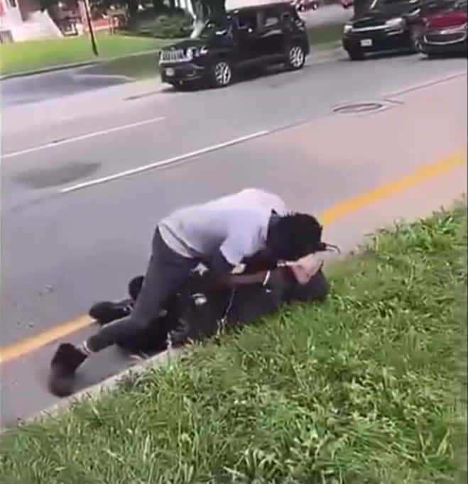 In a widely circulated video, the identical assailant whose identity has not been definitively determined is observed physically attacking the same individual using his fists, seemingly prior to displaying the weapon. (@bytesintruth/X)