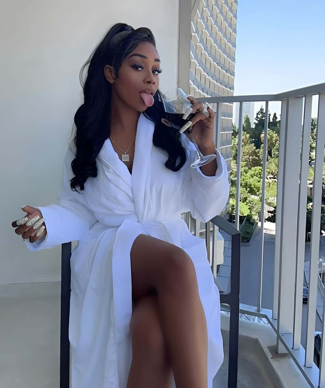 PinkyDoll known for enthralling her audience with her distinctive and quirky style.(@pinkydoll/Instagram) 